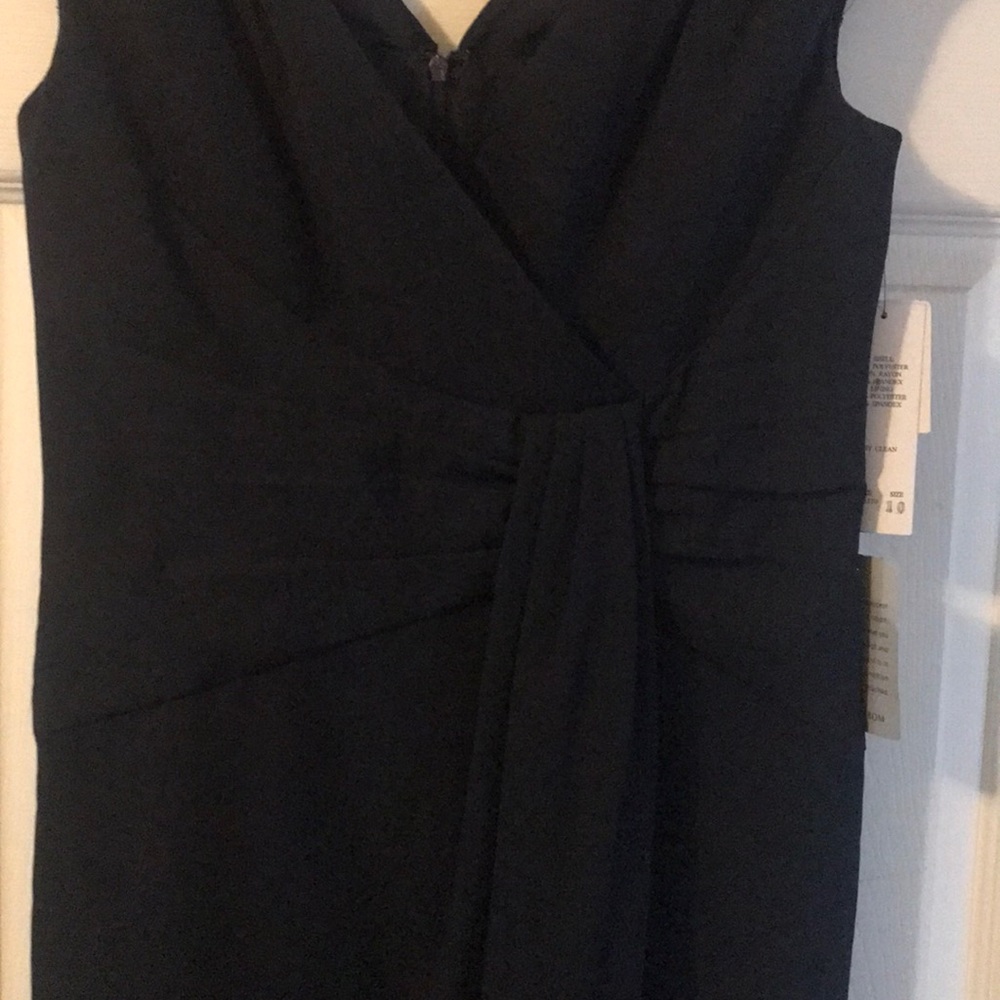 Dress - Picture 2 of 5